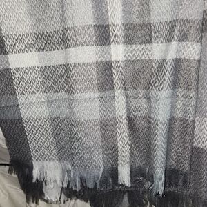 Wander Agio Shades Of Gray Plaid Scarf 76" w/ Fringe As Soft As Cashmere